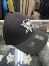 Load image into Gallery viewer, American Needle Pittsburgh Penguins Embossed Platinum Flexfit Cap (26010902)