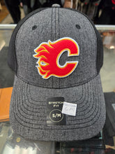 Load image into Gallery viewer, American Needle Calgary Flames Meshback Heather Flexfit Cap (26011504)