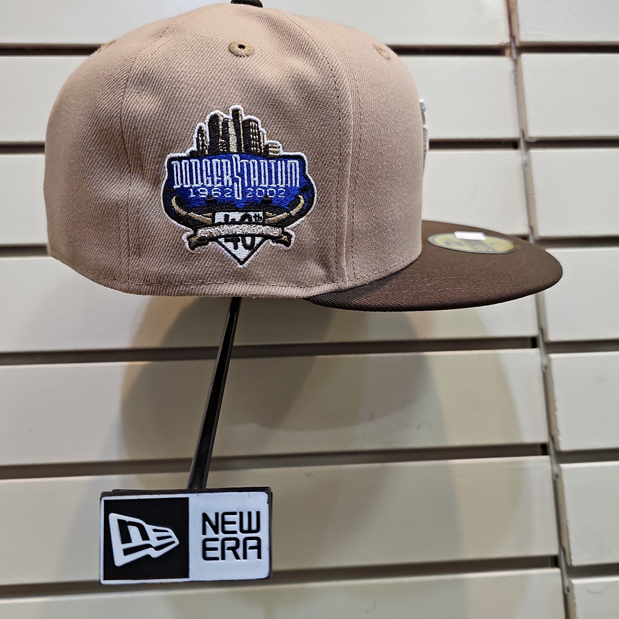 New 59Fifty Upsidedown LA hats by @neweracap @dodgers just arrived