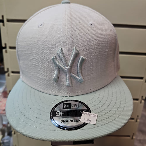 New Era New York Yankees Misty Breeze 9Fifty Snapback (60505300)