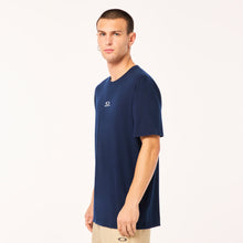 Load image into Gallery viewer, Oakley Bark New Short Sleeve Team Navy (457131-6LE)