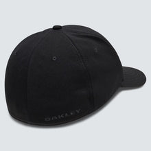 Load image into Gallery viewer, Oakley Tincan Cap Black/Carbon Fibre (91154501W)