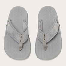 Load image into Gallery viewer, Oakley Operative Flip Flop Cement(100679314)