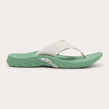 Load image into Gallery viewer, Oakley Operative Flip Flop Nile Green(10067975I)