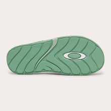 Load image into Gallery viewer, Oakley Operative Flip Flop Nile Green(10067975I)