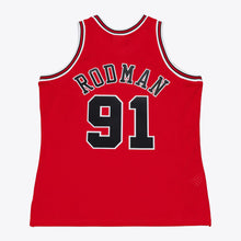 Load image into Gallery viewer, Mitchell &amp; Ness Dennis Rodman Chicago Bulls 1997-98 Red Swingman Player Jersey (200105527)