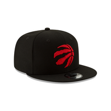 Load image into Gallery viewer, New Era Toronto Raptors Basic Black Snapback (70556903)