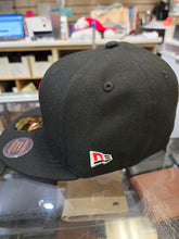 Load image into Gallery viewer, New Era New York Yankees Santa Hat Exclusive Collection 59Fifty Fitted (01111825)