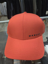 Load image into Gallery viewer, Oakley Twill Cap Flame Red(901084-4CH)