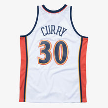Load image into Gallery viewer, Mitchell &amp; Ness Stephen Curry Golden State Warriors 2009-10 White Swingman Player Jersey (200105601)