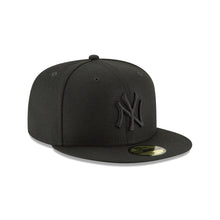 Load image into Gallery viewer, New Era New York Yankees Black Basic 59Fifty Fitted (11591128)